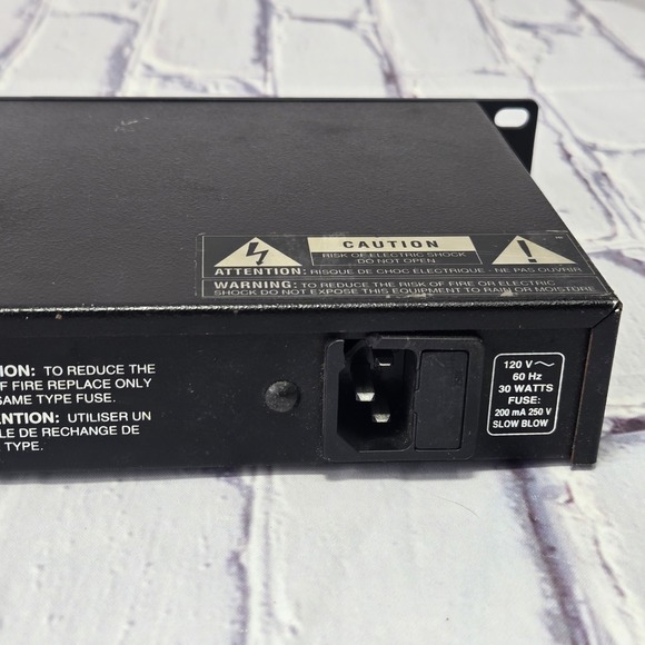 Digitech TSR 12 Studio Reverb Multi Effects Processor Rackmount - Picture 7 of 9